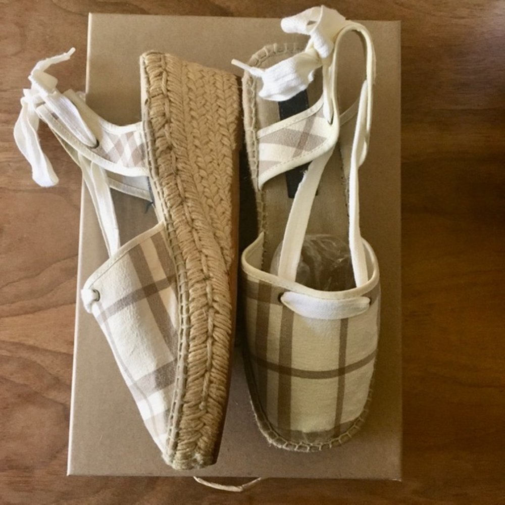 Burberry lace up plaid wedge espadrilles